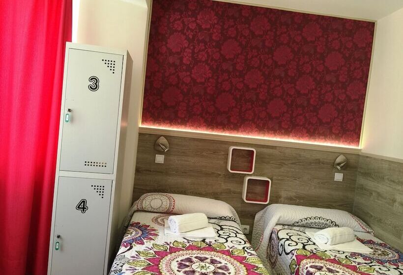 اتاق استاندارد با سرویس بهداشتی مشترک, Muchomadrid