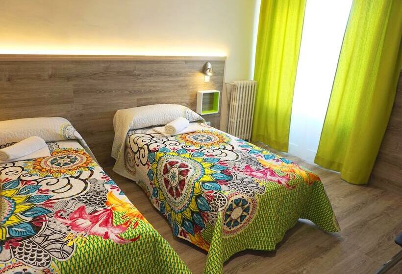 اتاق استاندارد با سرویس بهداشتی مشترک, Muchomadrid