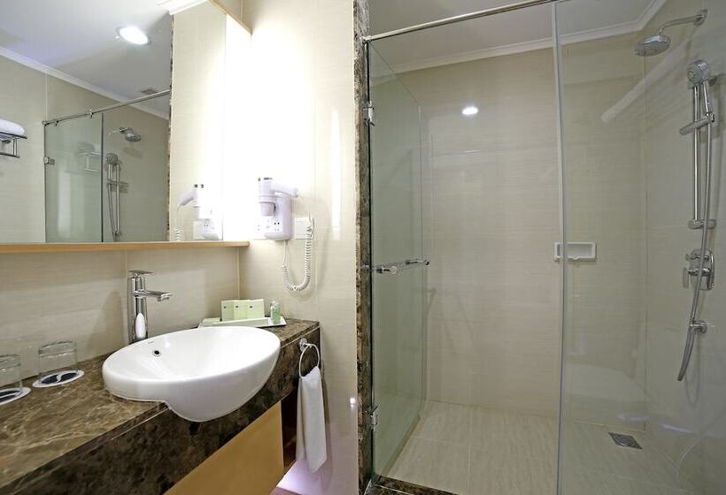 Habitació Superior, All Sedayu Hotel Kelapa Gading