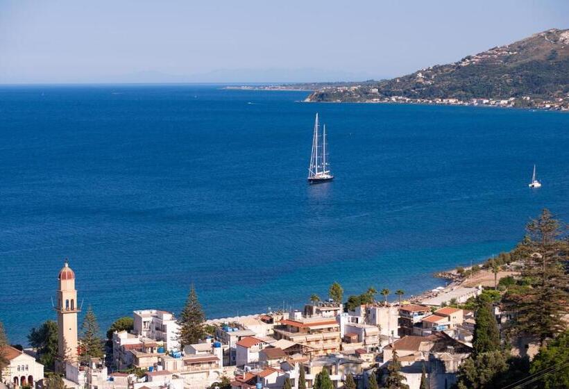 اتاق لوکس با چشمانداز دریا, Avalon Palace