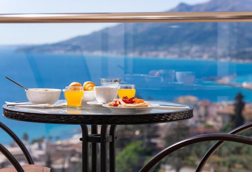 اتاق لوکس با چشمانداز دریا, Avalon Palace