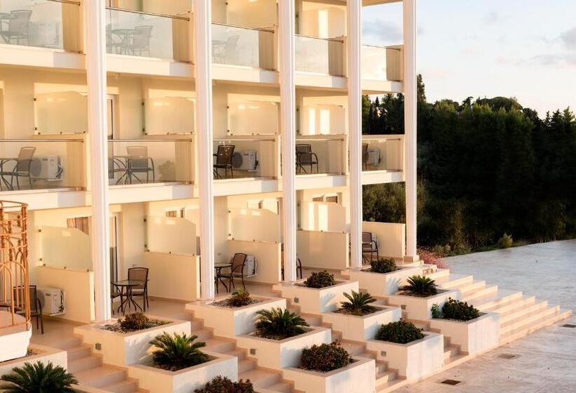 اتاق استاندارد با چشمانداز دریا, Avalon Palace