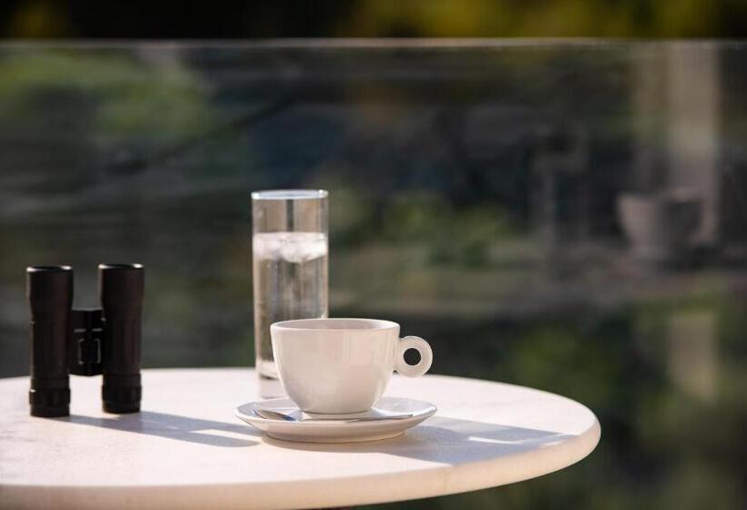 اتاق سوپریور, Avalon Palace