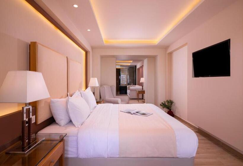 سوییت با چشمانداز دریا, Avalon Palace