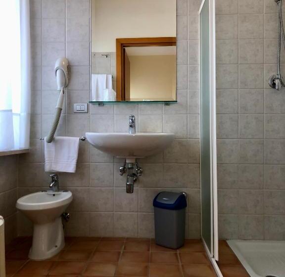 스탠다드 룸, Di Rocco