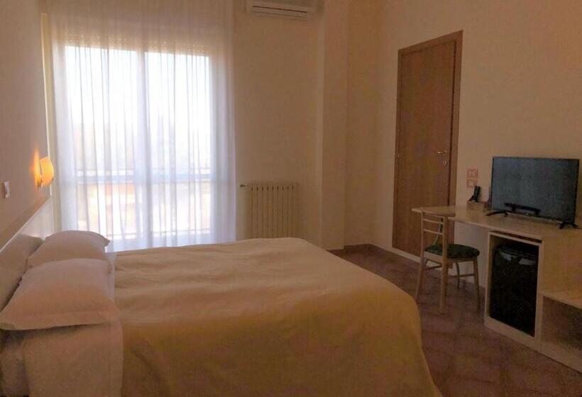 스탠다드 룸, Di Rocco