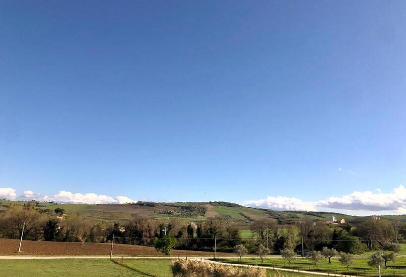 스탠다드 트리플 룸, Di Rocco