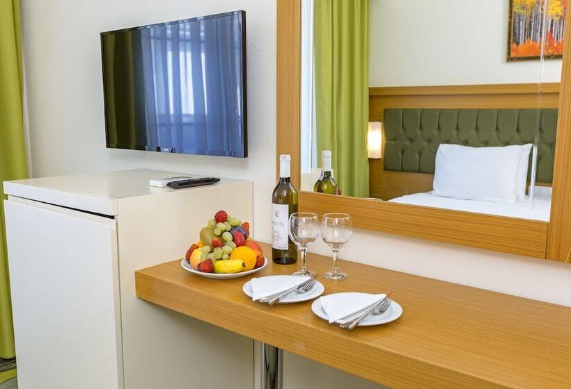 标准间, Forest Park