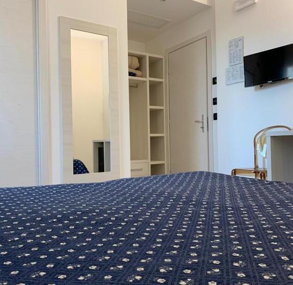 3-Bett-Standardzimmer, Giotto