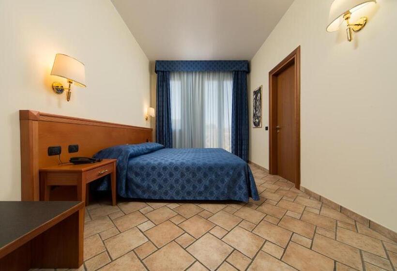 Standardzimmer mit Balkon, Giotto