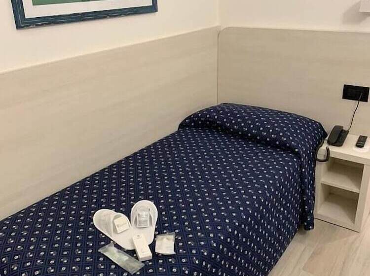 Standardeinzelzimmer, Giotto