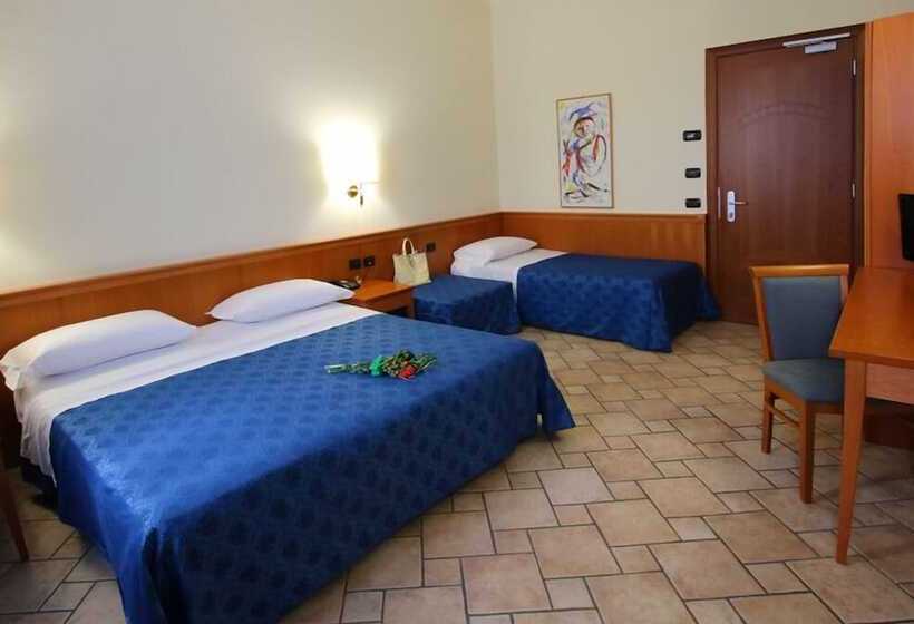 3-Bett-Standardzimmer, Giotto