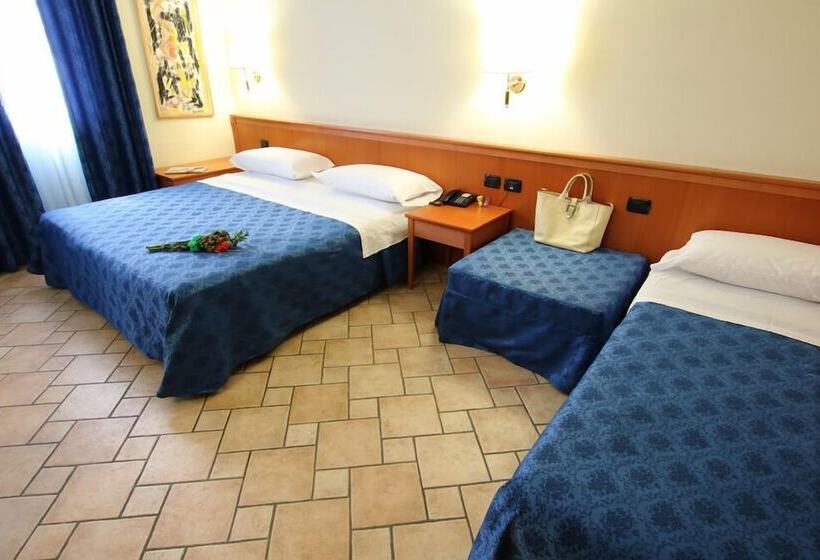 3-Bett-Standardzimmer, Giotto