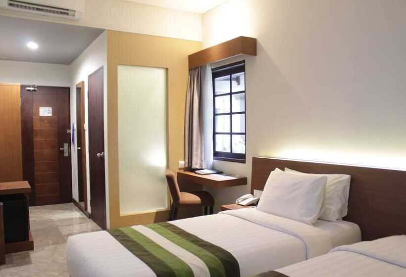 Номер Superior, Grand Whiz Hotel Nusa Dua Bali