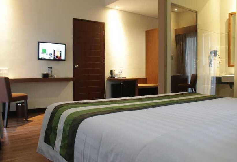Номер Superior, Grand Whiz Hotel Nusa Dua Bali