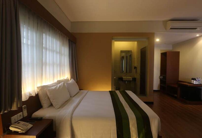 Номер Deluxe, Grand Whiz Hotel Nusa Dua Bali