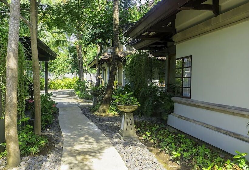 Номер Deluxe, Grand Whiz Hotel Nusa Dua Bali