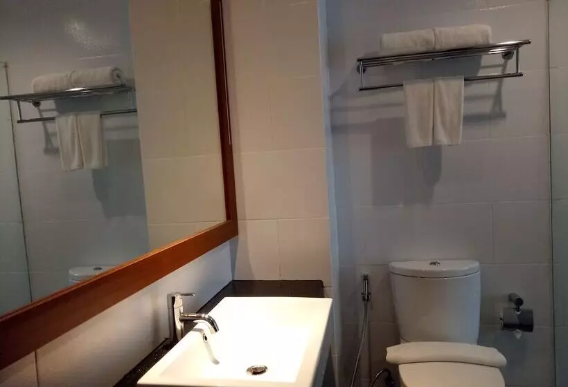 ویلای 4 خوابه, Grand Whiz Hotel Nusa Dua Bali