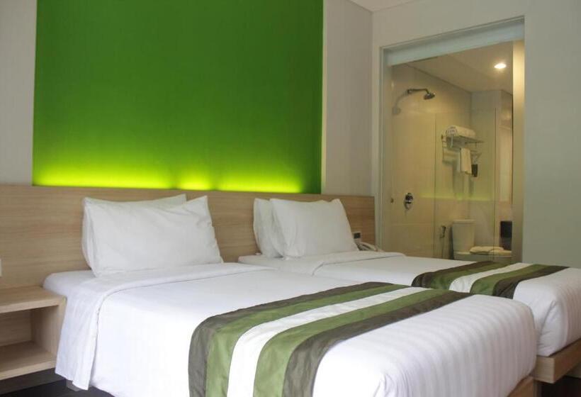 Номер Superior, Grand Whiz Hotel Nusa Dua Bali