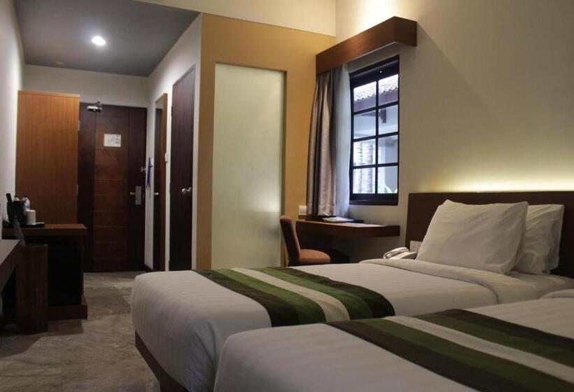 Номер Superior, Grand Whiz Hotel Nusa Dua Bali