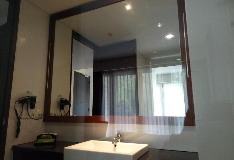 Номер Стандарт, Grand Whiz Hotel Nusa Dua Bali