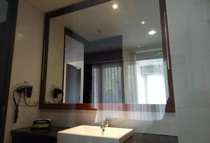 اتاق استاندارد, Grand Whiz Hotel Nusa Dua Bali