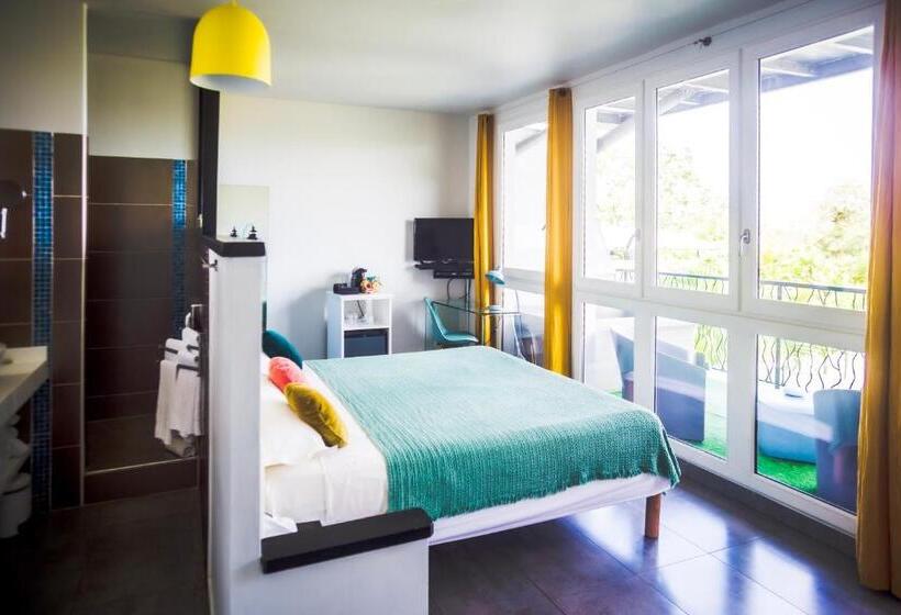 ジェットバス付きオーシャンビュースイート, La Suite Villa