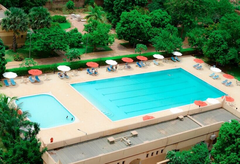 سوییت اجرایی, Lancaster Ouaga 2000