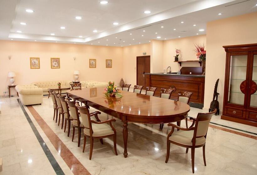 سوئیت پرزیدنت, Lancaster Ouaga 2000