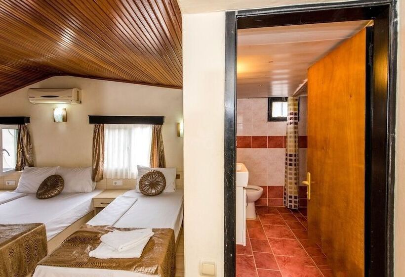 Economy Triple Room, Olimpiyat Hotel Izmir