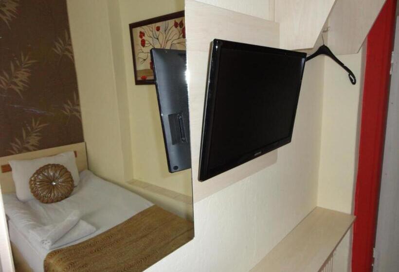 Economy Triple Room, Olimpiyat Hotel Izmir