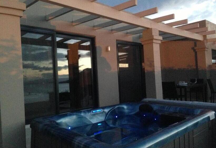 スイート(家族用), Palms And Spas Villas Retreat