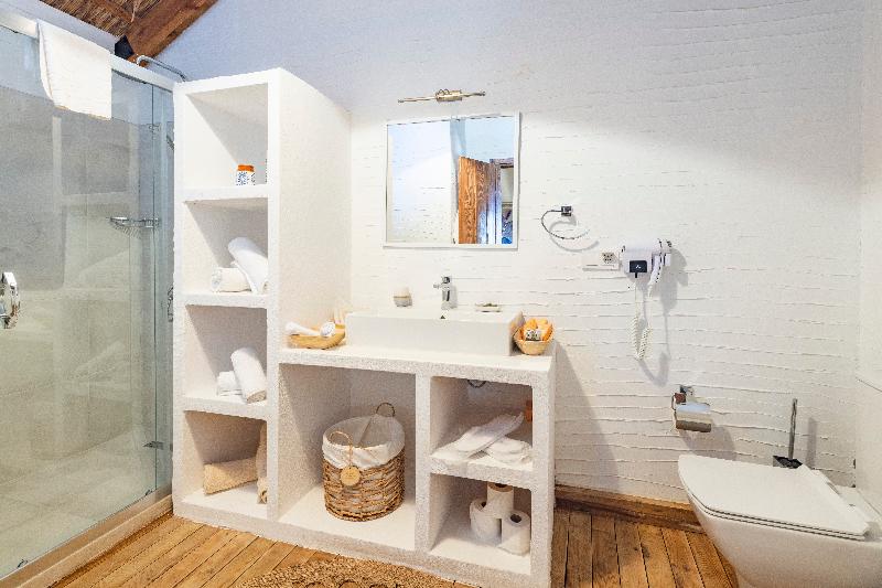 מיטת קינג בסוויטה, Perdue