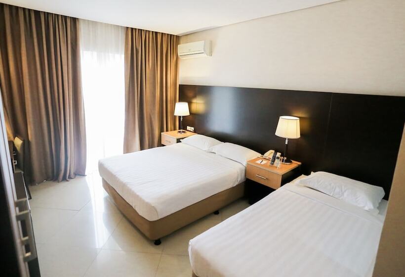 חדר דלוקס, The Lake Hotel Tagaytay