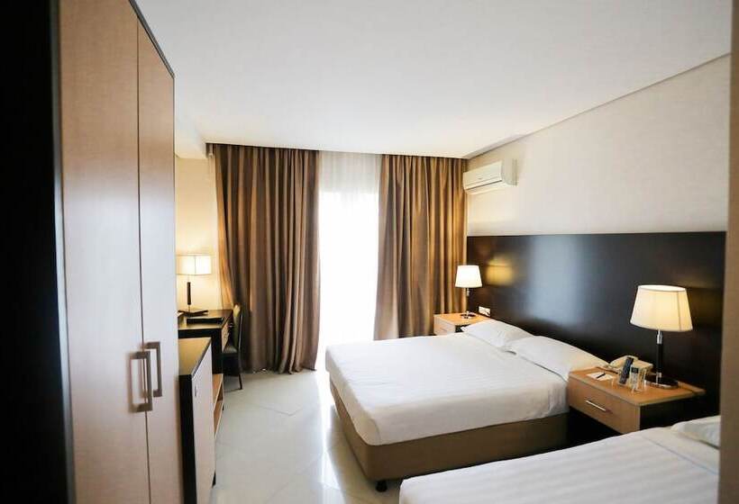디럭스 룸, The Lake Hotel Tagaytay