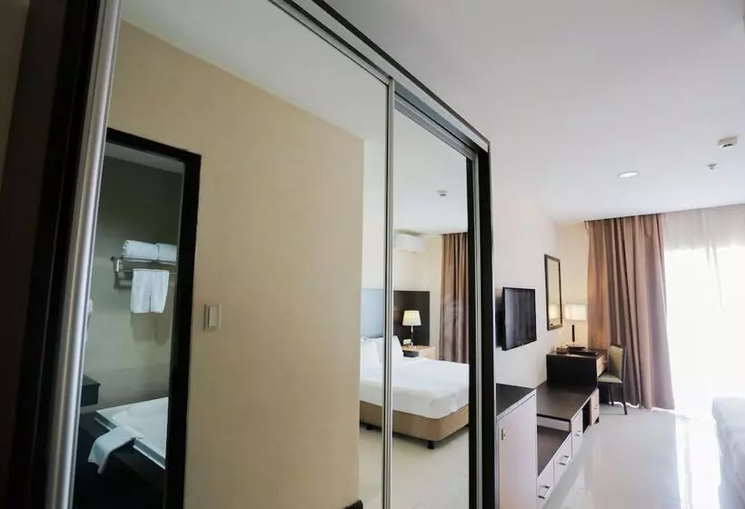 レイクビューデラックスルーム, The Lake Hotel Tagaytay
