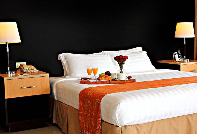 סוויטה, The Lake Hotel Tagaytay