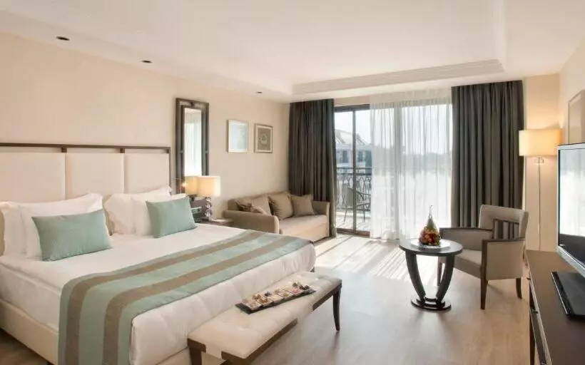 サイドオーシャンビュースタンダードルーム, Juju Premier Palace Hotel Ex Amara Premier Palace