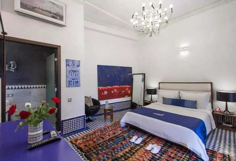 اتاق لوکس, Riad Braya