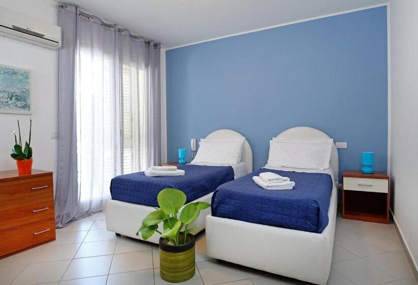 آپارتمان 1 خوابه, Riviera Ionica