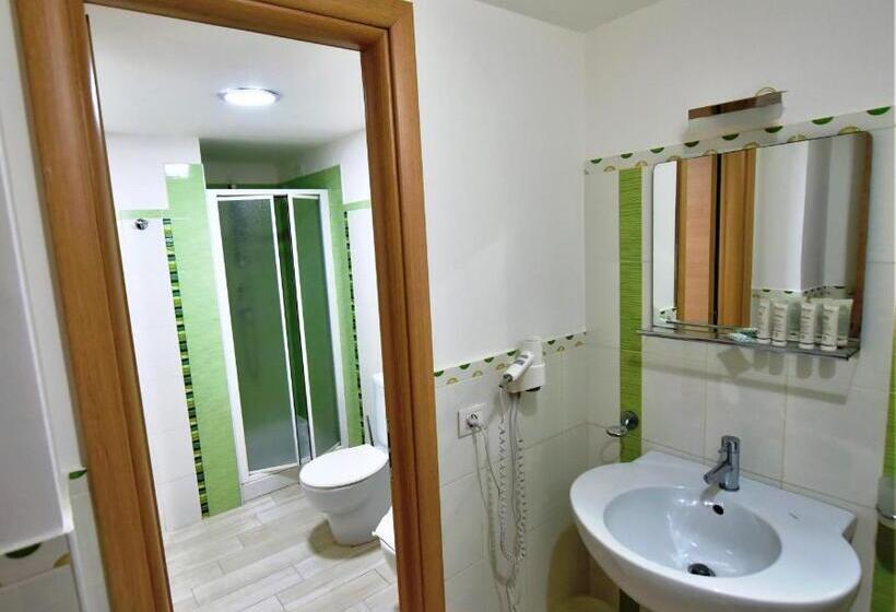 דירת חדר סופריור, Riviera Ionica