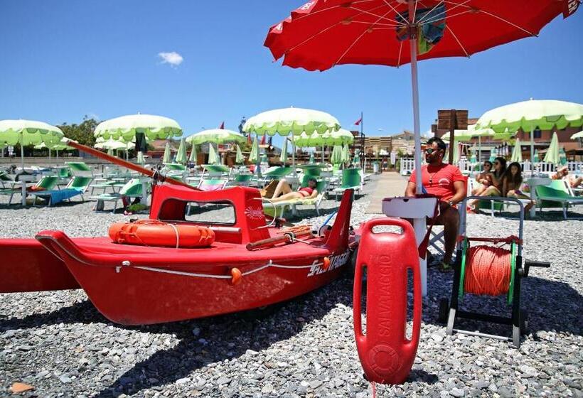 דירת חדר נוף לים, Riviera Ionica