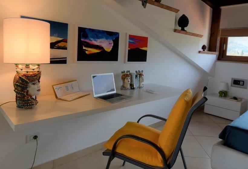 סוויטת ג'וניור נוף לים, Riviera Ionica