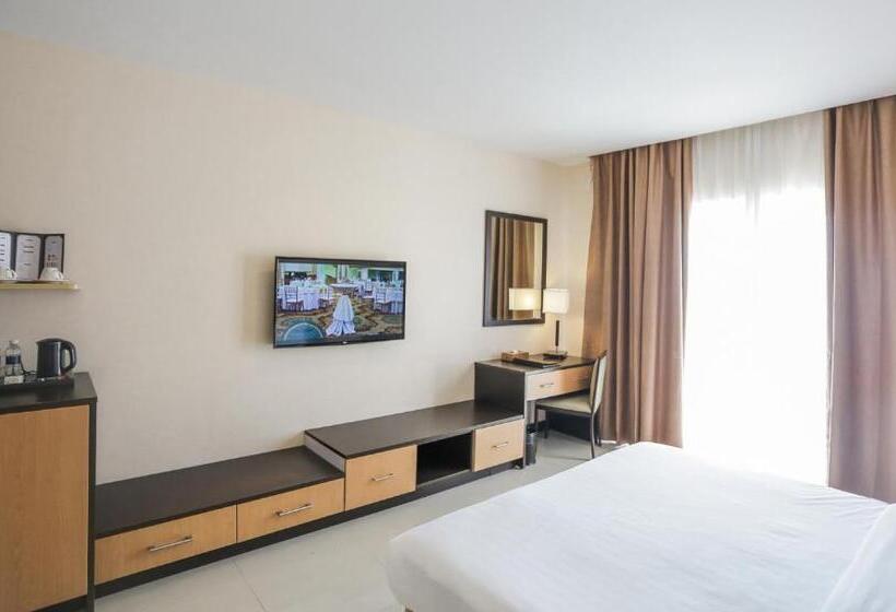 חדר דלוקס נוף לאגם, The Lake Hotel Tagaytay