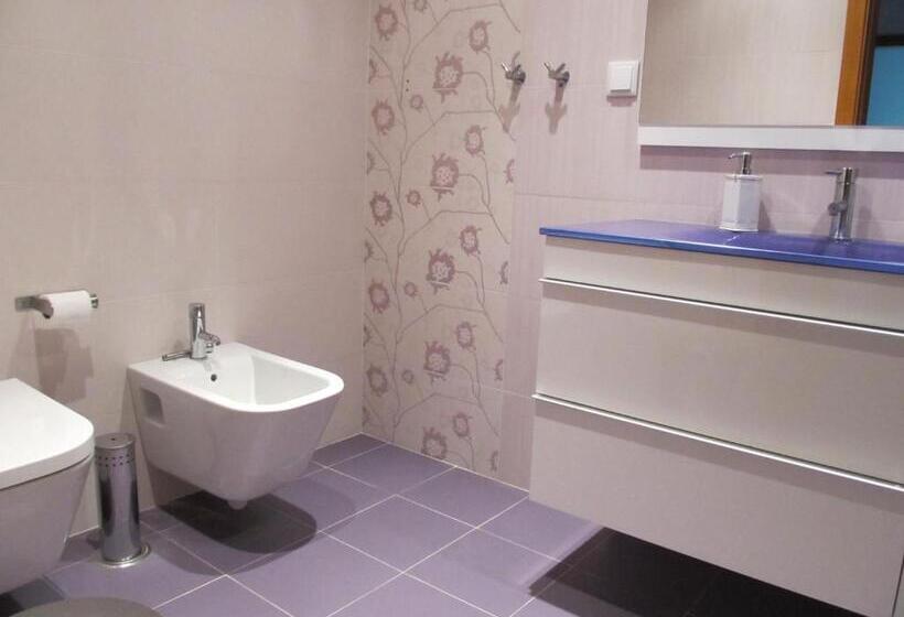 バス共有のスタンダードルーム, Arthouse Surf Ericeira