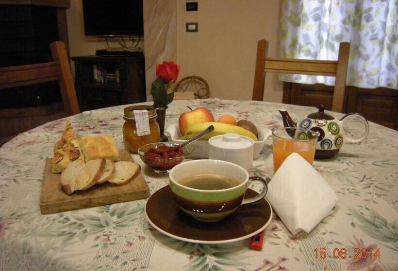 شقة غرفتين, Castello San Romano