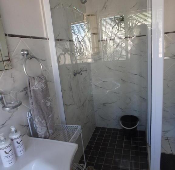 اتاق استاندارد با بالکن, Eagle S Nest B&b/self Catering