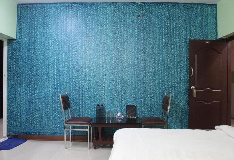 标准间, Greenwood Resort