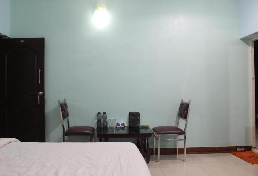 标准间, Greenwood Resort