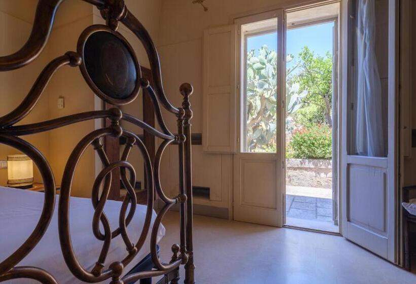 غرفة قياسية ثلاثية, Masseria Bernardini Art Resort